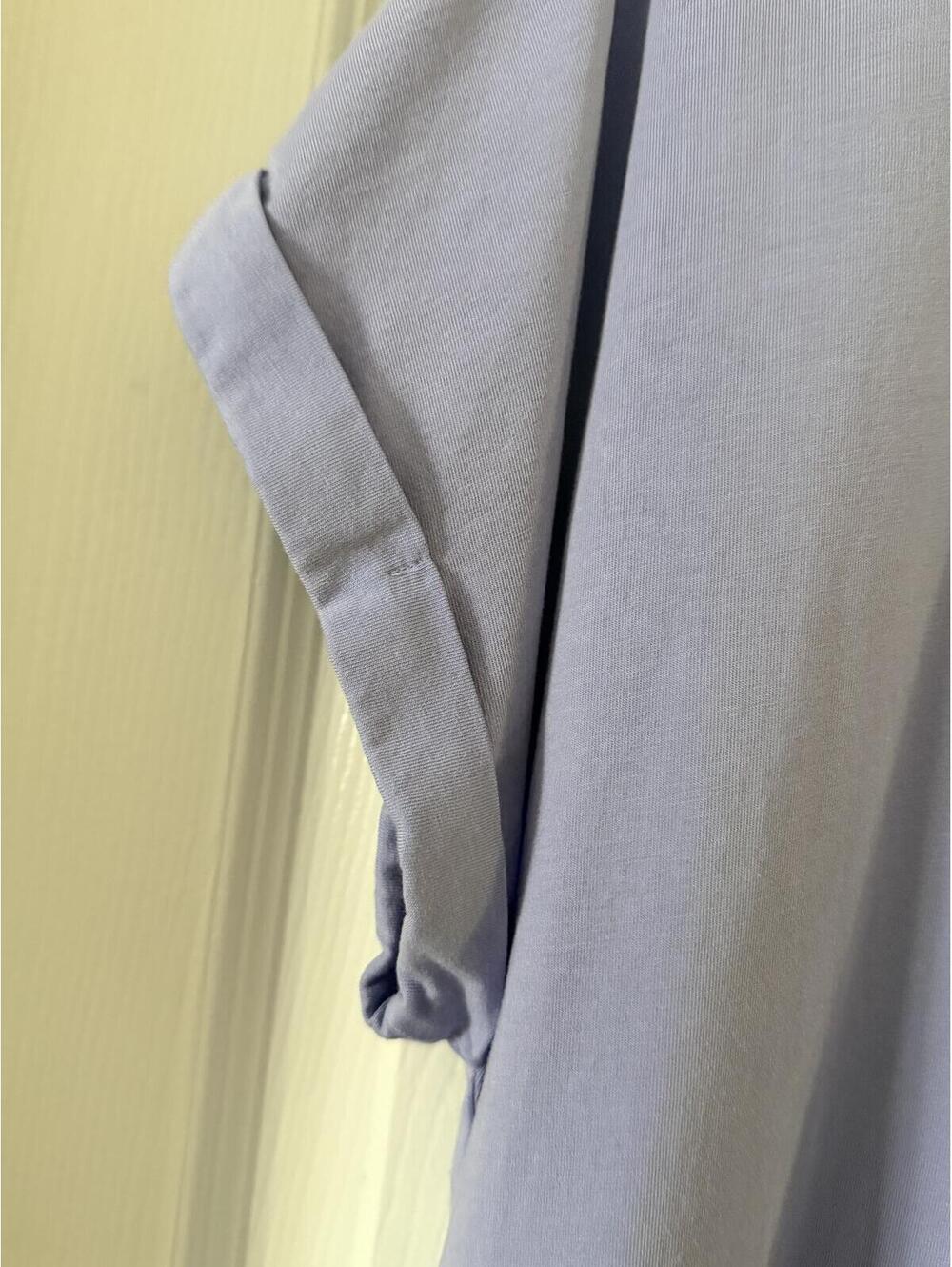 Banana Republic Lavender V-Neck Short Sleeve Top Large - Picture 4 of 4